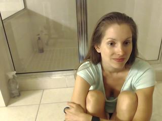 Lelu love-webcam: soapy duş then rubbing oil