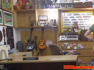 Pawnshop deity מוצצת brokers חבר pov