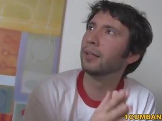Aja cummings riceve facciale sborrata diritto immediately seguito gangbang.