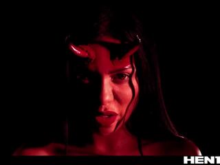 Hentaied - exorcism - magnificent columbian demon 性交 由 aliens