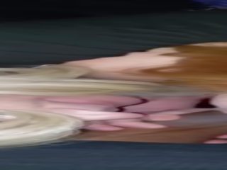 빌어 먹을 나의 hotwife 동안 그녀의 dl fem cuck 남편 제공