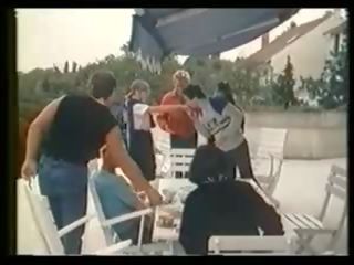 Cilik cousine salope 1983, free x ceko x rated clip 96
