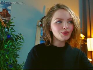 Tyňkyja lady movs her body with 100% passion: mugt ulylar uçin video 6f