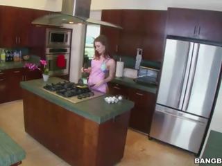 POV Anya Olsen prepares you Breakfast and Sucks your shaft