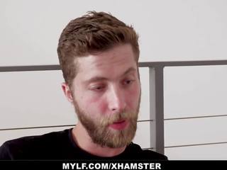 Mylf - 灌注 媽媽我喜歡操 得到 附帶 上 她的 巨大 奶: 免費 臟 夾 54