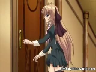 Transgender fucked dalam sekolah tandas pada hentai klip