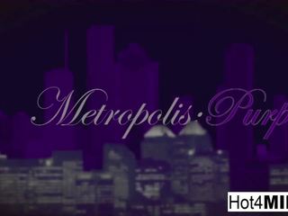 Veliko oprsje blondinke razpis punca jebe v ji purple nogavičke: hd xxx film vid 3de