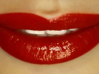 Beautiful Ava Devine films Her Clam To Strangers