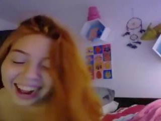 La pelirroja haciendo travesuras en casa, kirli clip 37