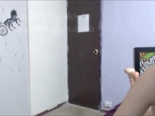 Ji-vyras dulkinimasis kitas vienas intensely ir cums visi per jos pilvas