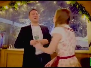 Kjo ruse adolescent është i tillë një qirje whore&excl;
