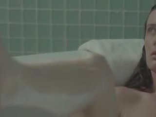 Sarahhagan filme 太阳 呛 2015 legendado 1 480p: 脏 夹 fc