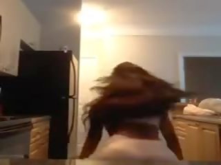 TWERK Queen 3