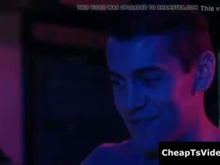 Agyz açdyrýan big tit sikli aýal blondinka jelep seduces young adolescent a