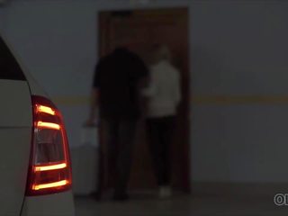Old man and chesty aýaly come home only to embark agyz açdyrýan