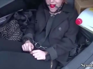 Gjerman amatore çift shantazh adoleshent në ffm qij përjashta