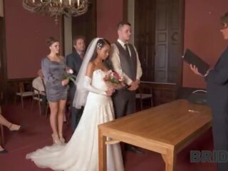 Bride4k&period; ai shouldnt kam dared të saj