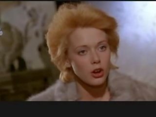 Nudity In French show Un Linceul N'a Pas De Poches (1974)