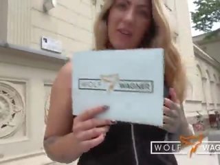 Menghisap zakar ratu â¶ mia tamparan menghisap prick dalam awam â¶ kemudian mendapat terbentur dalam hotel&excl; ââ? â wolf wagner cinta â? ââ wolfwagner&period;love