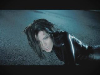 Epic edit - kate beckinsale lákavý vše 4 underworld pořady