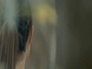 Sarah butler i pljunek na vaš grave