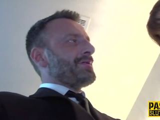 Kāts jāšana reāls sub iezīme
