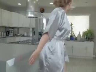 我的 老板 妻子 问 我 到 他妈的 她的 所以 硬, 性别 视频 33