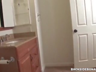 Backside pawg prostituata sara gaiță railed de mare ax plumber