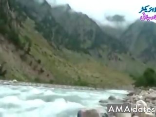Desi lassie In Transparent Wet Saree Showing Boobs..hot film