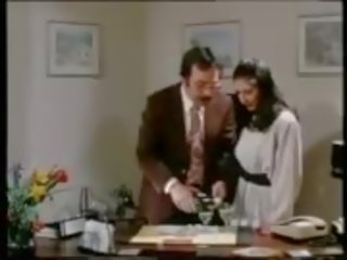 Paradiso Erotico 1980, Free 1980s dirty movie clip 1d