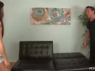 Adoleshent dashuron neghbors divan dhe në shkoj fucked në ajo: xxx video 44