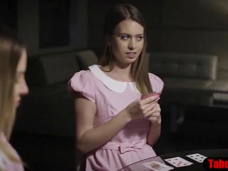 Telinquent teens corrupted s voyeuristic grandparents - xxx posnetek pri ah-me