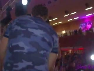 La chica warga latina del p?blico que subi? yang follar