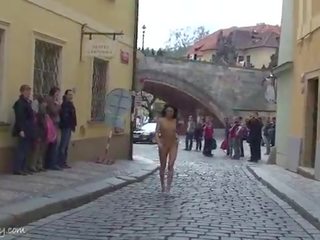 Spectacular publik nudity ketika