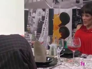 The waiter is the one that fucks in this fakings diner