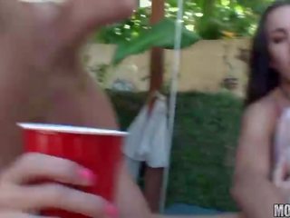 Malo mokro teens