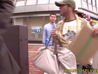 Prsatá kyoko maki cockriding v skupina, vysoká rozlišením dospělý video b9
