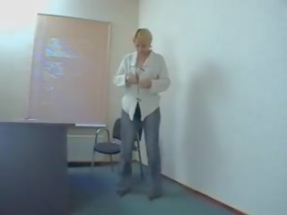 Casting a Divorced MILF, Free New Casting sex film 49