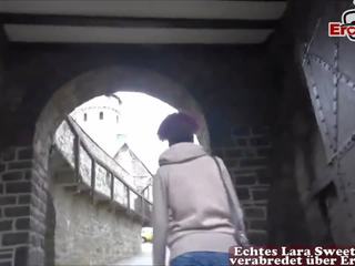 德语 乌木 青少年 公 挑 向上 和 户外 他妈的 pov