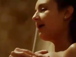 Me in več sestra v kopalnica, brezplačno seks film e9