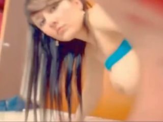 Sexually aroused nýänka tutulan on camera