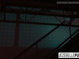 Jezebelle bond kızdırır the kamera içinde onu maske: flört film e5