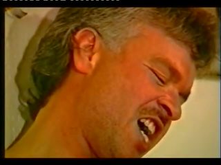 Th voyerist aka der voyuer 1991, Libre may sapat na gulang video d6