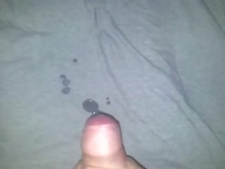 Ýaşlar youngster wanking and cuming for gf