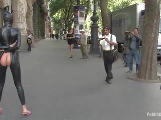 Swell kohë për bushtër brenda lateks jo larg nga shumë kënaqësi