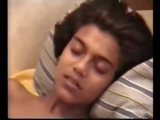 Deshi indiýaly kolledž young lady pleases two hujuwly youngsters