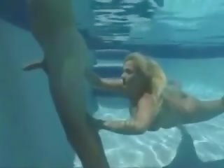 Sott’acqua sorpresa pompino, gratis gratis mobile pompino sesso video