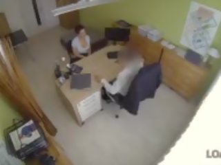 Loan xxx film mov i alex e zezë që shet të saj trap për disa