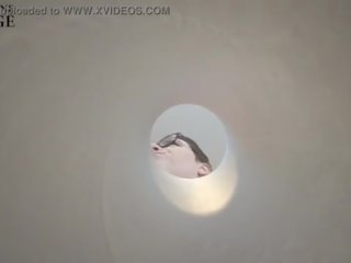 Kiçijek man in pringles can vore giantess