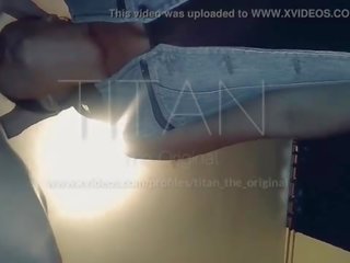 Chica de mi universidad pierde apuesta y me paga con sexo anal